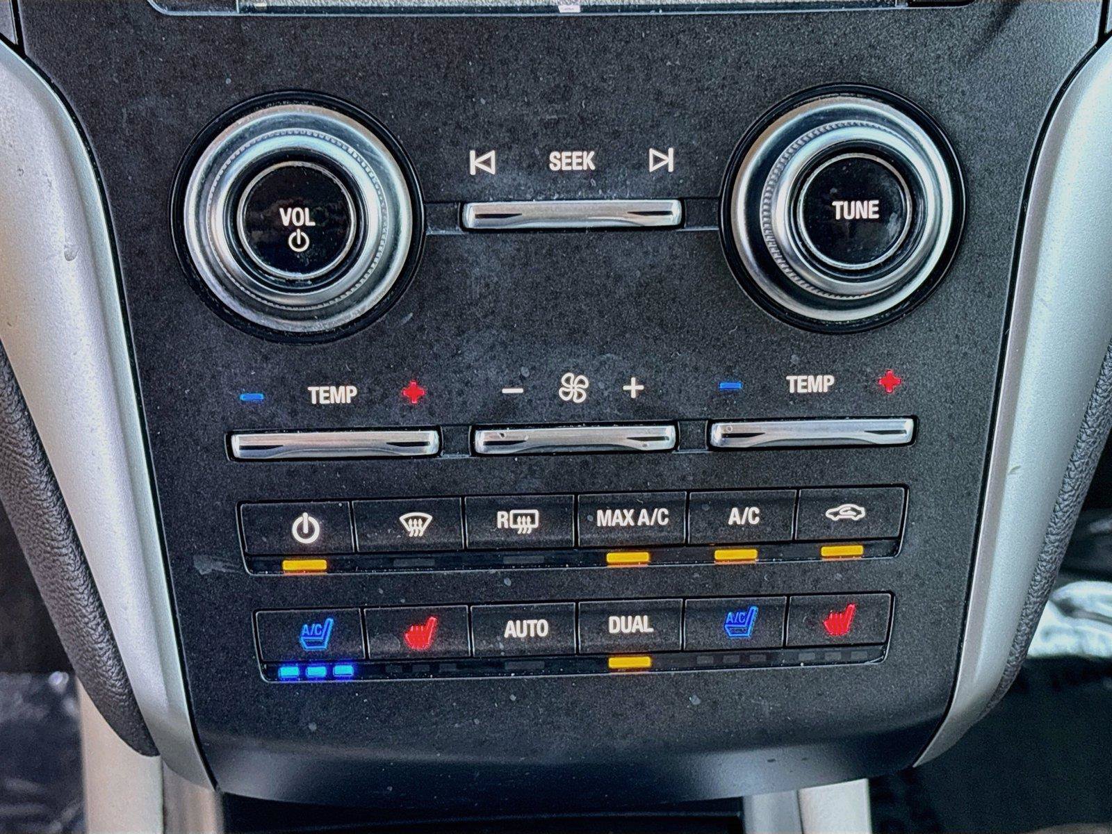 Used 2019 Lincoln MKC Reserve w/ MKC Technology Package FWD image 16