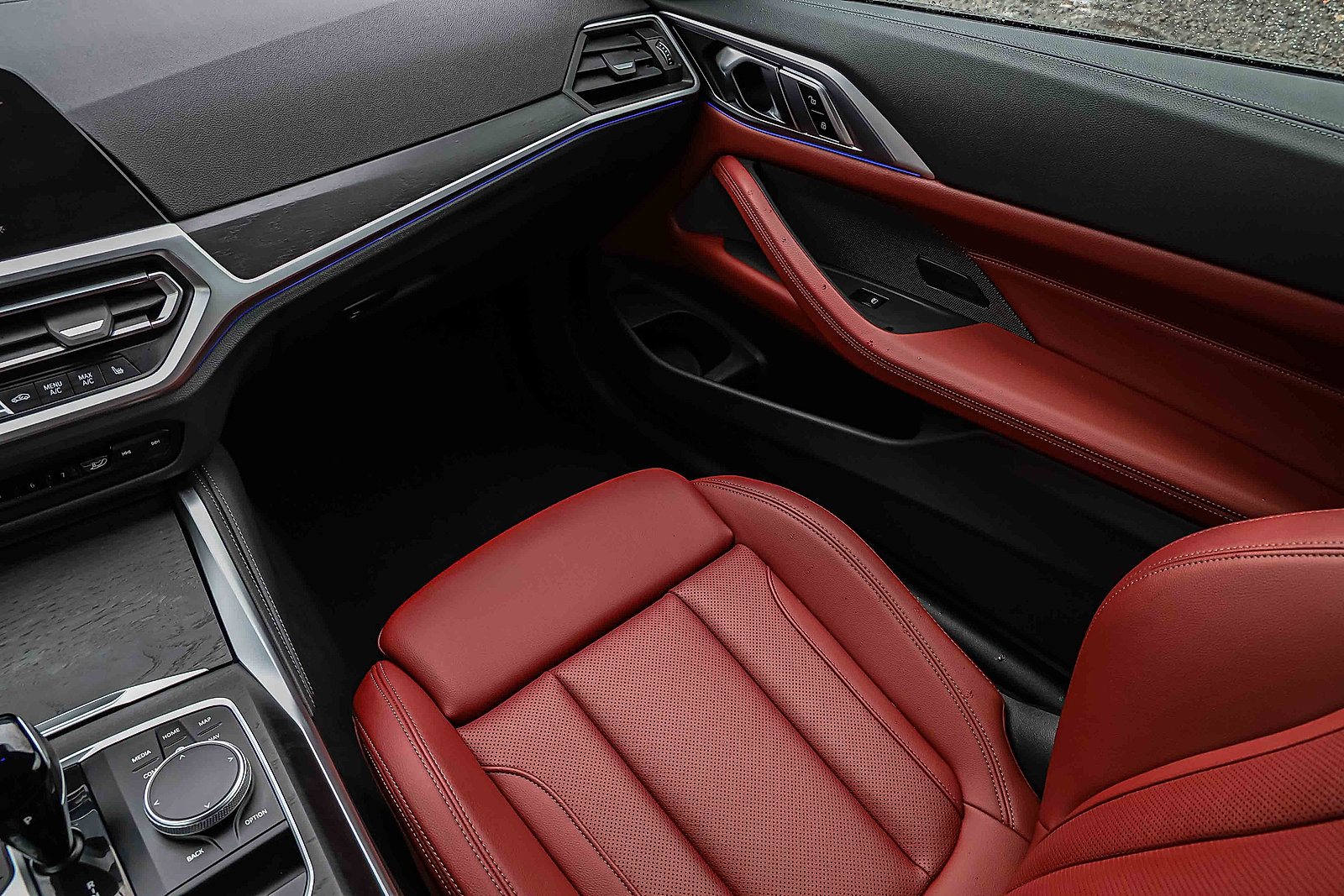 Used 2023 BMW 440i xDrive Convertible w/ Premium Package image 17