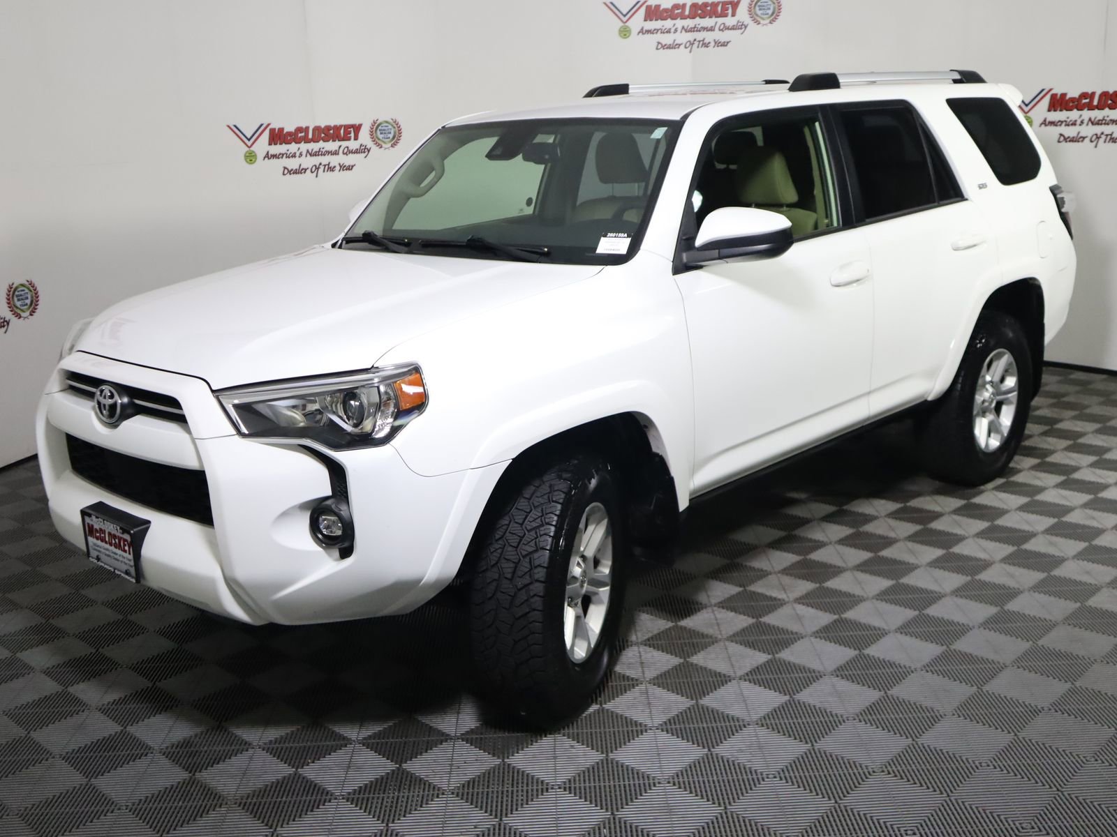 Used 2021 Toyota 4Runner SR5 AWD/4WD image 15