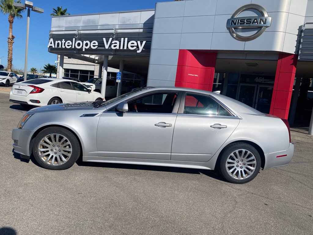 Used 2010 Cadillac CTS Premium RWD image 4