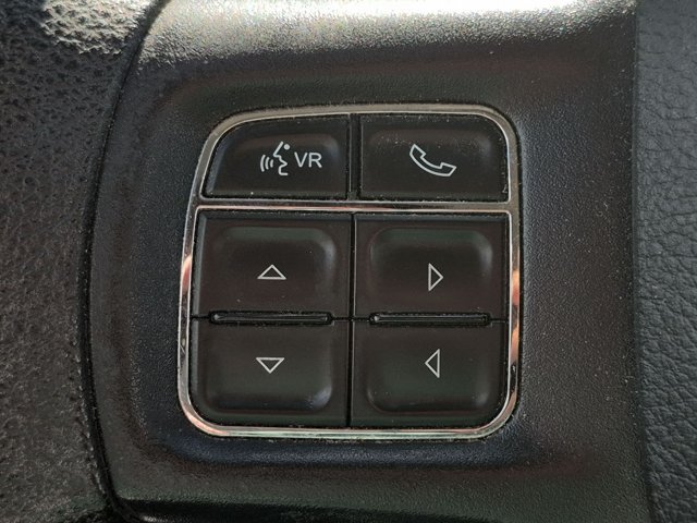 Used 2017 RAM 1500 Classic SLT AWD/4WD image 14