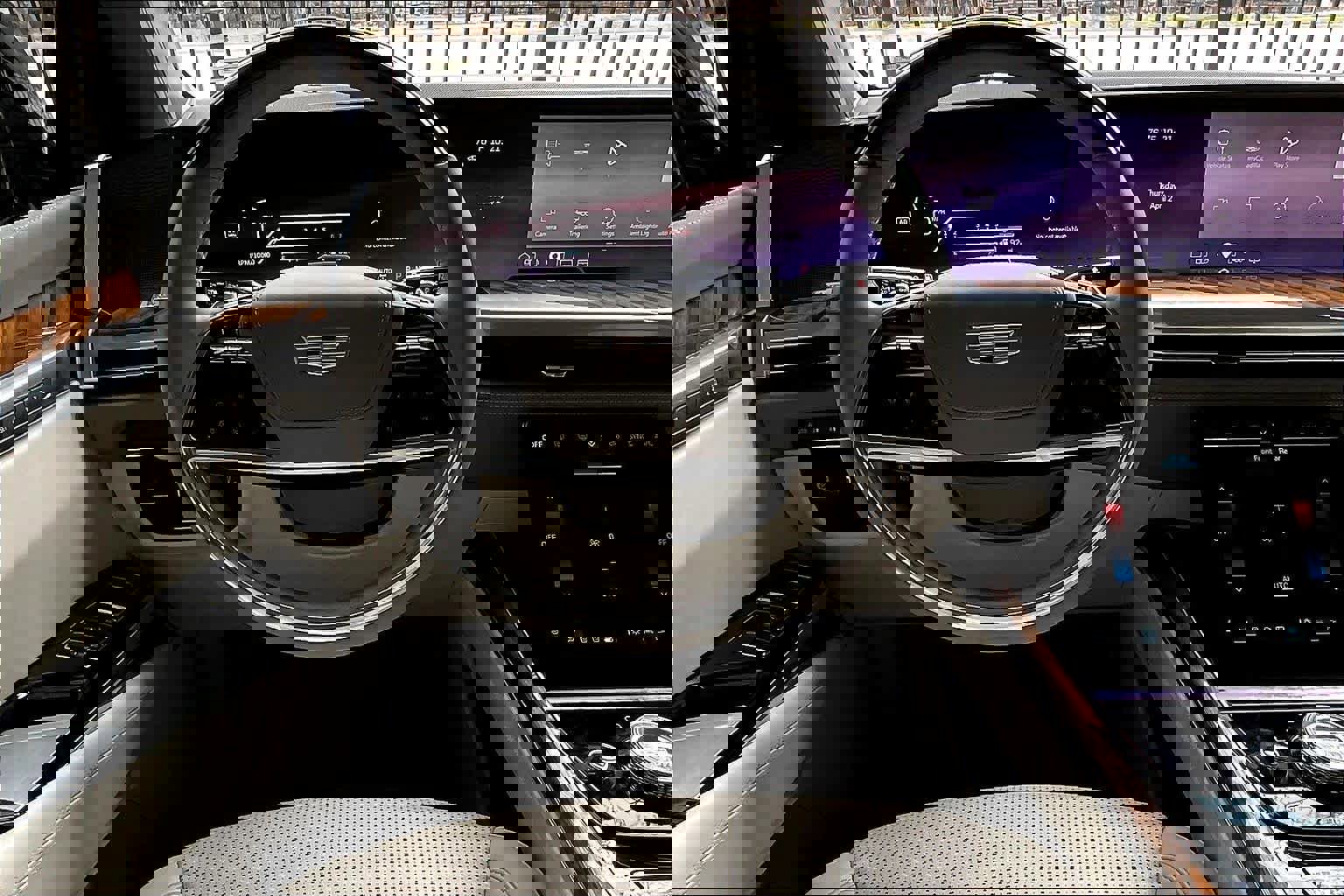 Used 2025 Cadillac Escalade Sport Platinum image 5