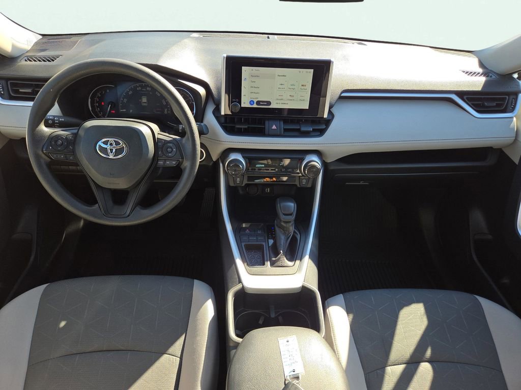 Used 2024 Toyota RAV4 XLE image 22