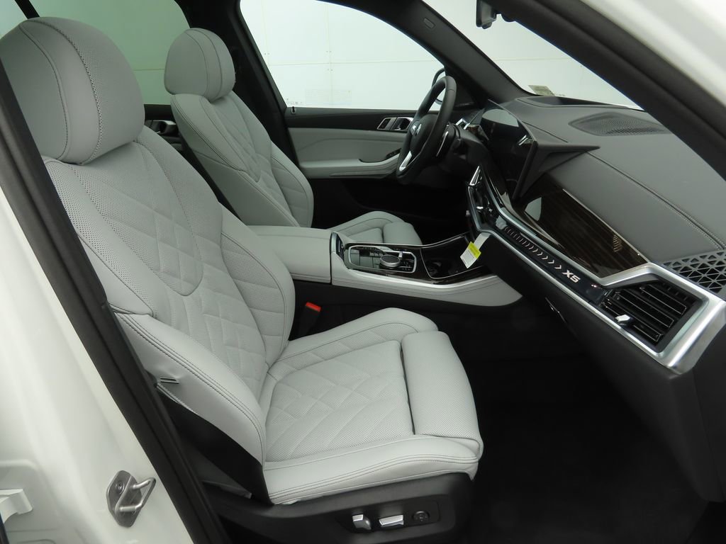 New 2026 BMW X5 sDrive40i w/ Premium Package image 20