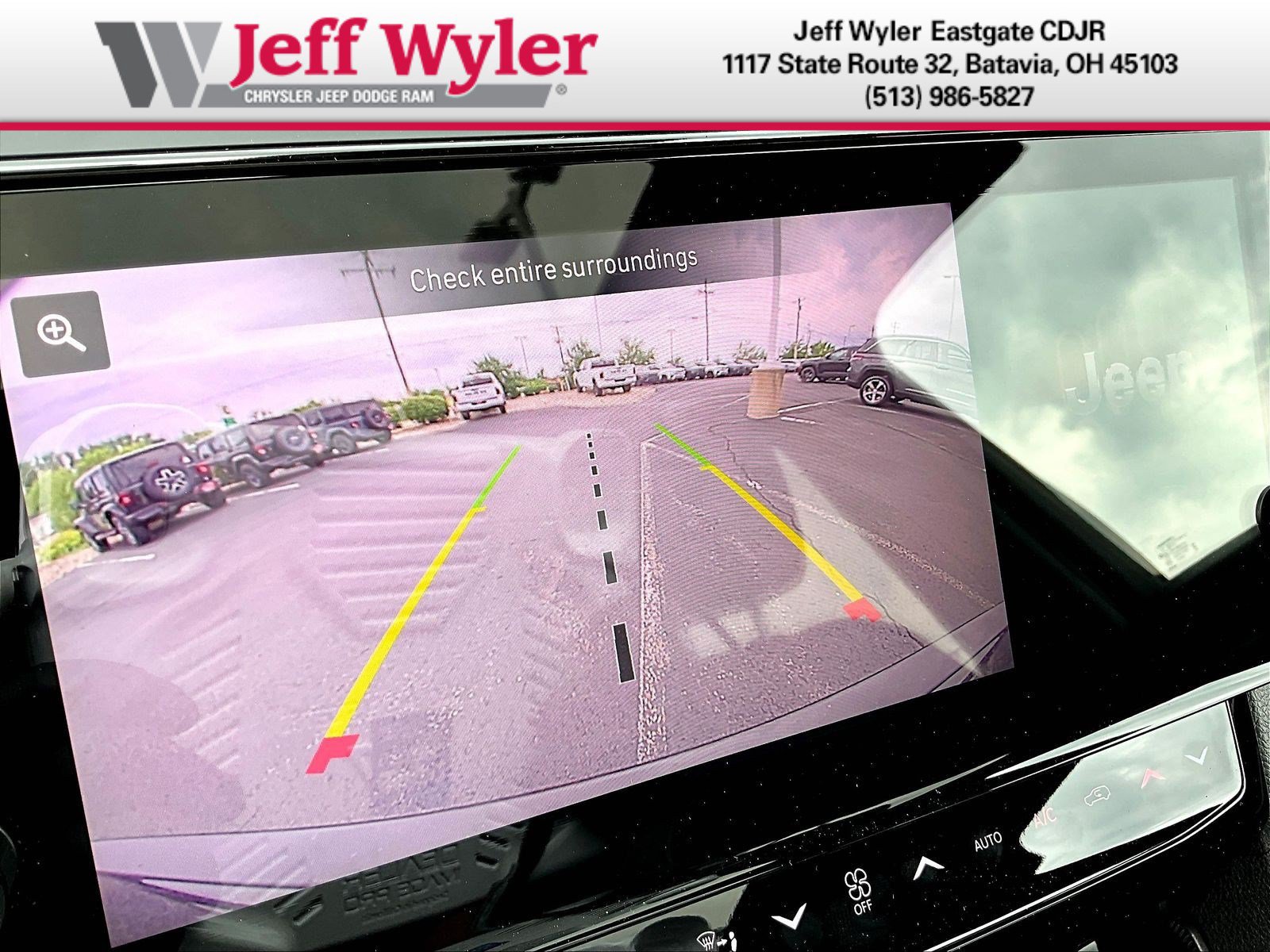 New 2026 Jeep Grand Cherokee Altitude AWD/4WD image 25