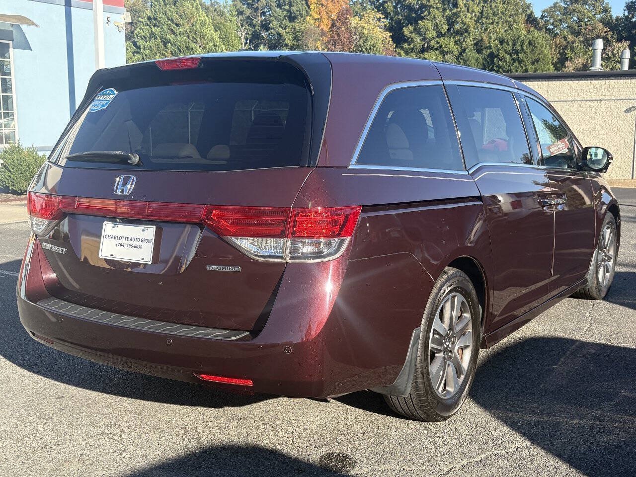 Used 2015 Honda Odyssey Touring image 7