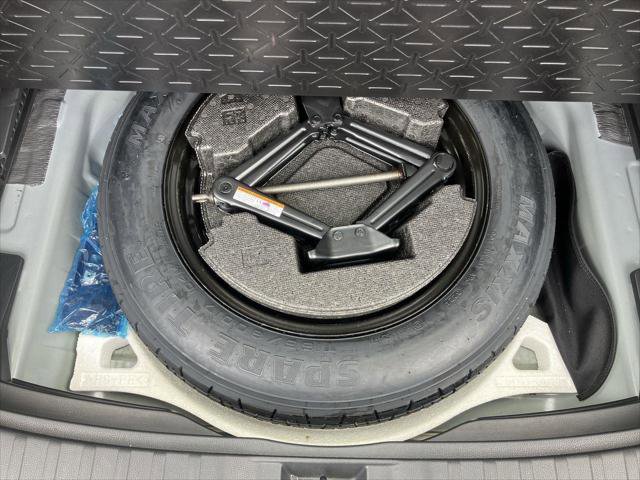 Certified 2025 Toyota RAV4 LE FWD image 27