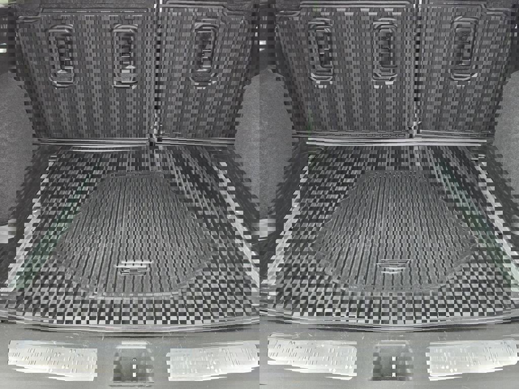 Certified 2023 Cadillac XT5 Premium Luxury w/ Platinum Package image 20