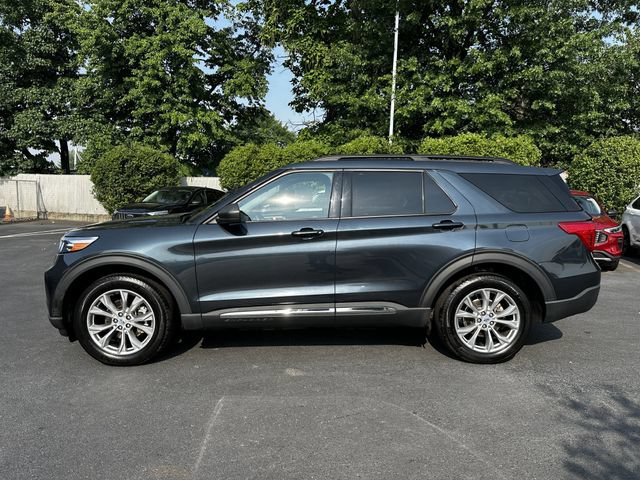 Certified 2023 Ford Explorer XLT w/ Equipment Group 202A AWD/4WD image 8