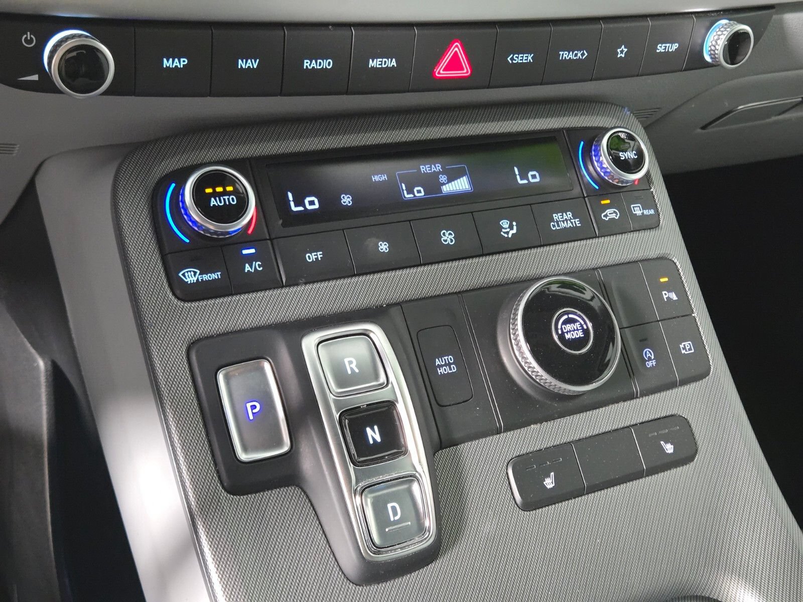 Used 2024 Hyundai Palisade SEL FWD image 28
