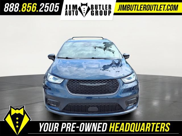 Used 2025 Chrysler Pacifica Limited FWD image 17