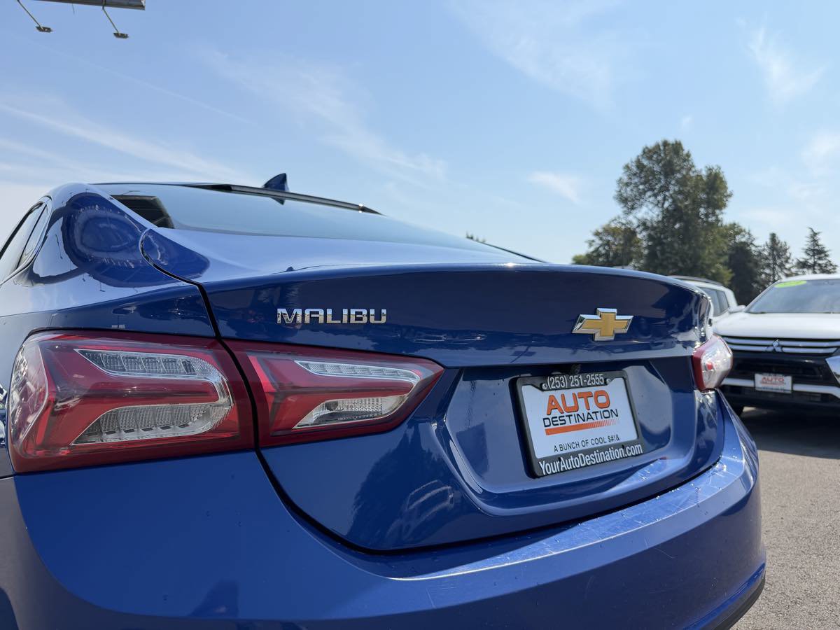 Used 2023 Chevrolet Malibu LT FWD image 14