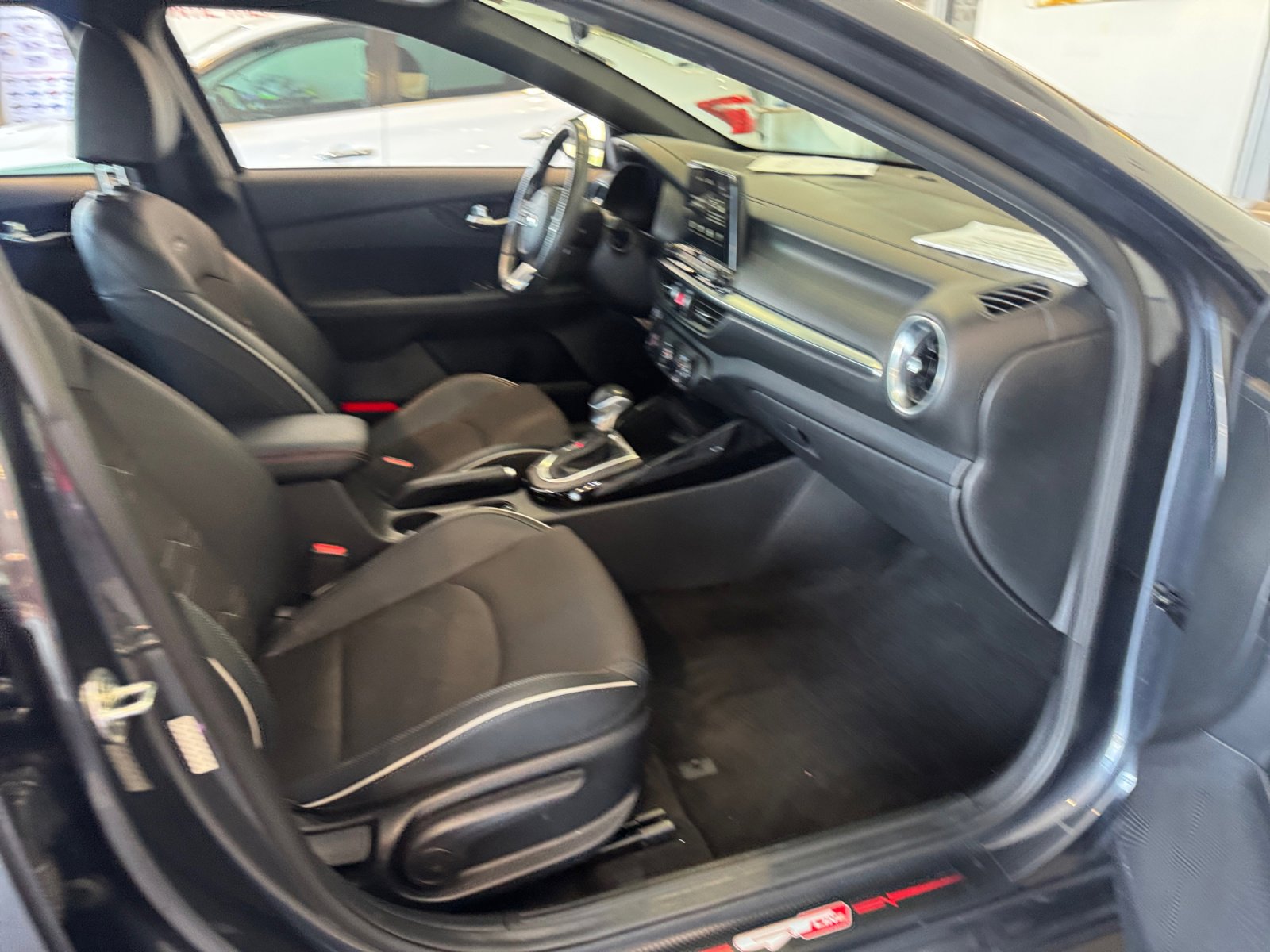 Used 2020 Kia Forte GT-Line w/ GT-Line Premium Package FWD image 19