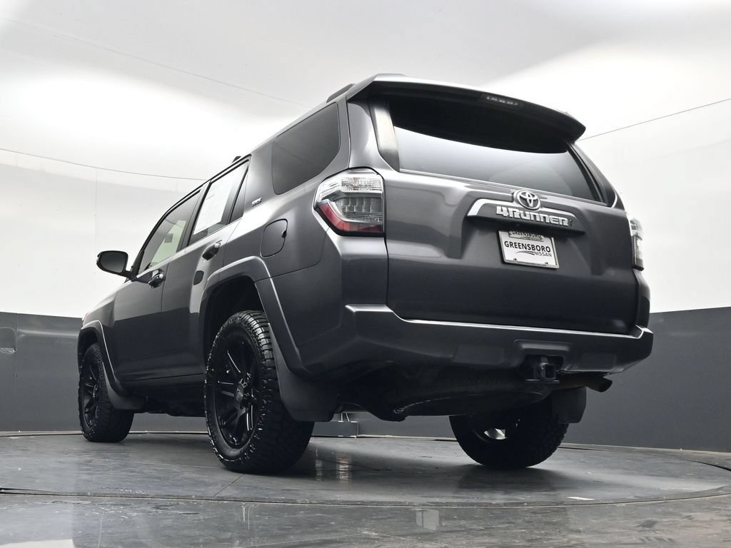 Used 2021 Toyota 4Runner SR5 Premium w/ Moonroof Package RWD image 38