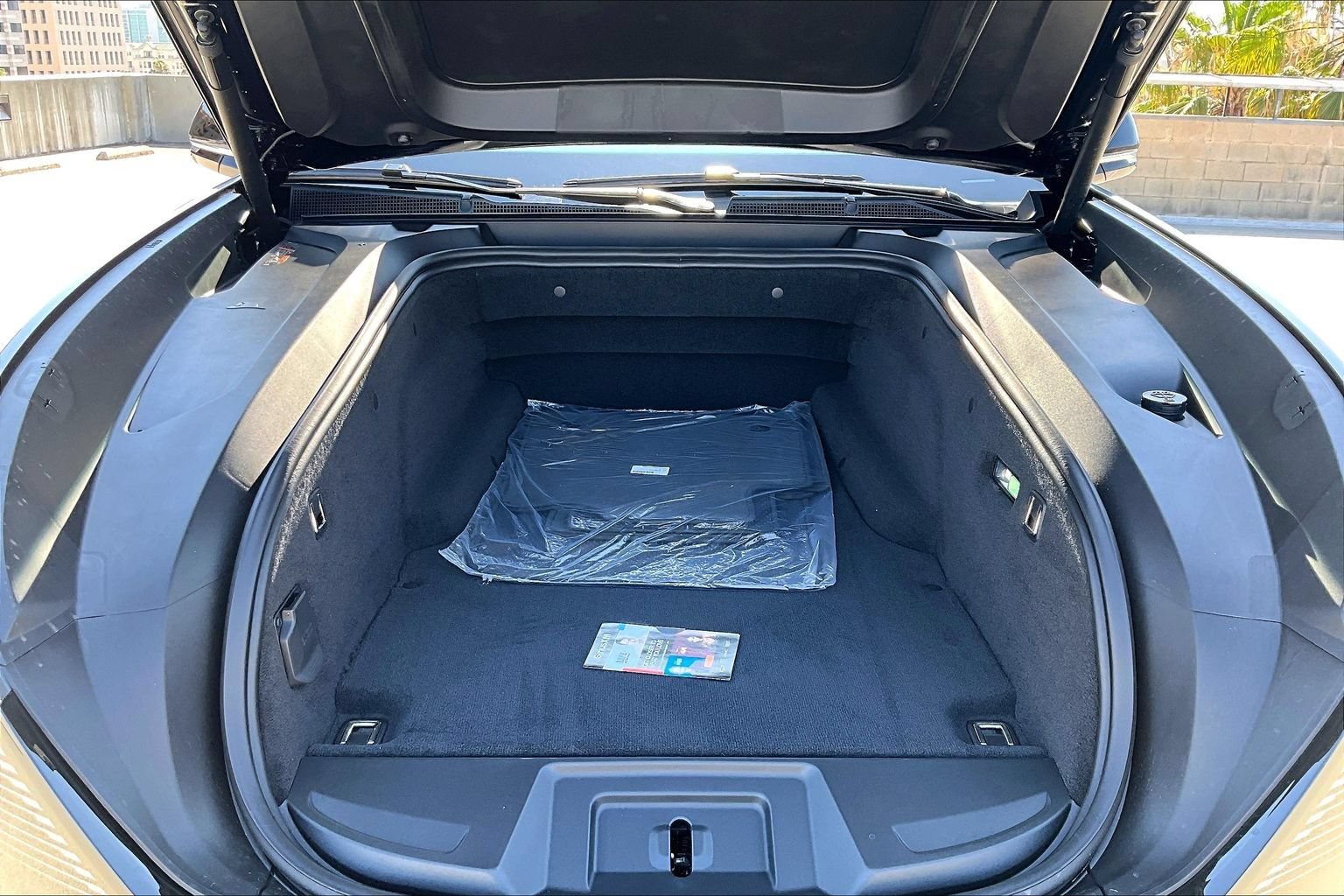 New 2026 Cadillac Escalade IQ Luxury 2 w/ LPO, Floor Liner Package AWD/4WD image 17