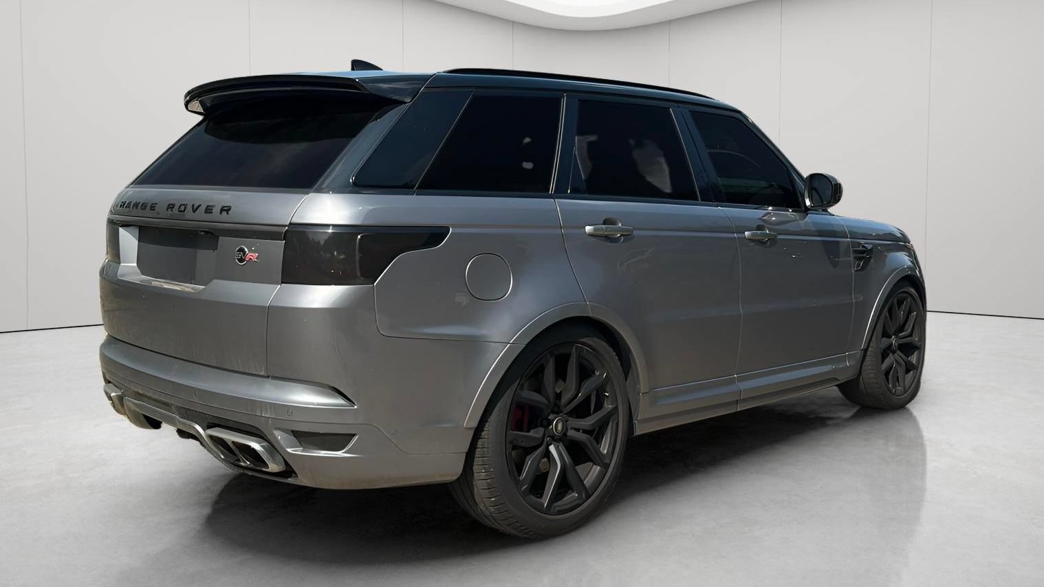 Used 2021 Land Rover Range Rover Sport SVR AWD/4WD image 4