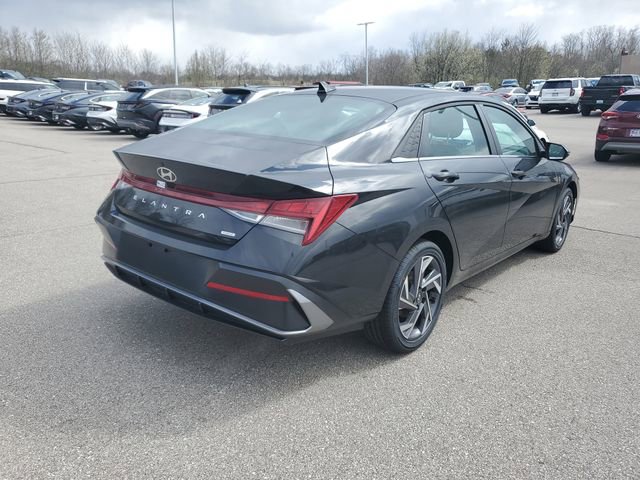 New 2026 Hyundai Elantra Limited image 4