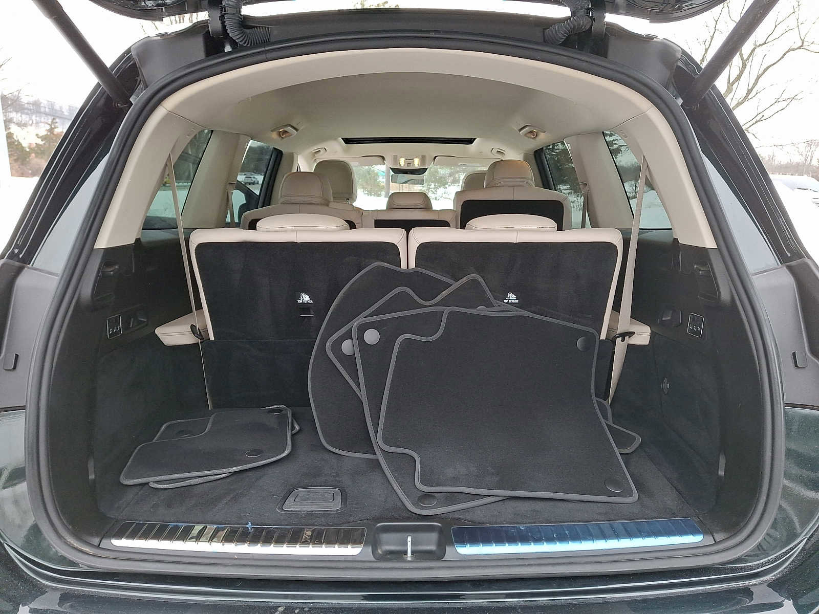 Certified 2022 Mercedes-Benz GLS 450 4MATIC image 27