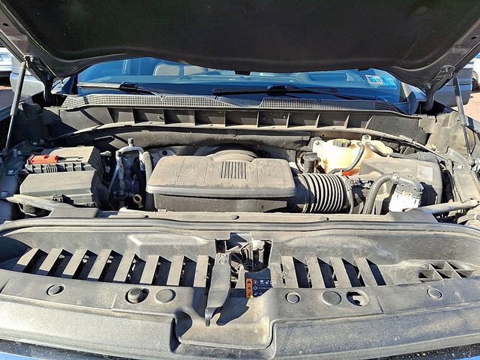 Used 2020 Chevrolet Silverado 1500 High Country w/ Technology Package image 27