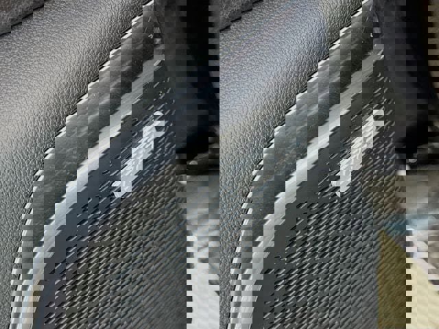 Used 2024 Chevrolet Traverse RS image 22