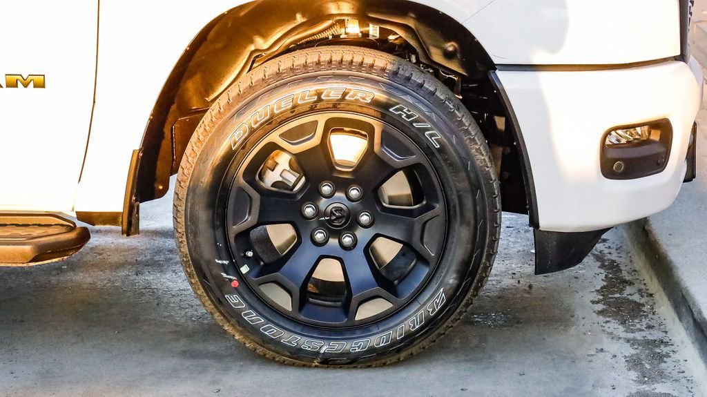 New 2026 RAM 1500 Express AWD/4WD image 11