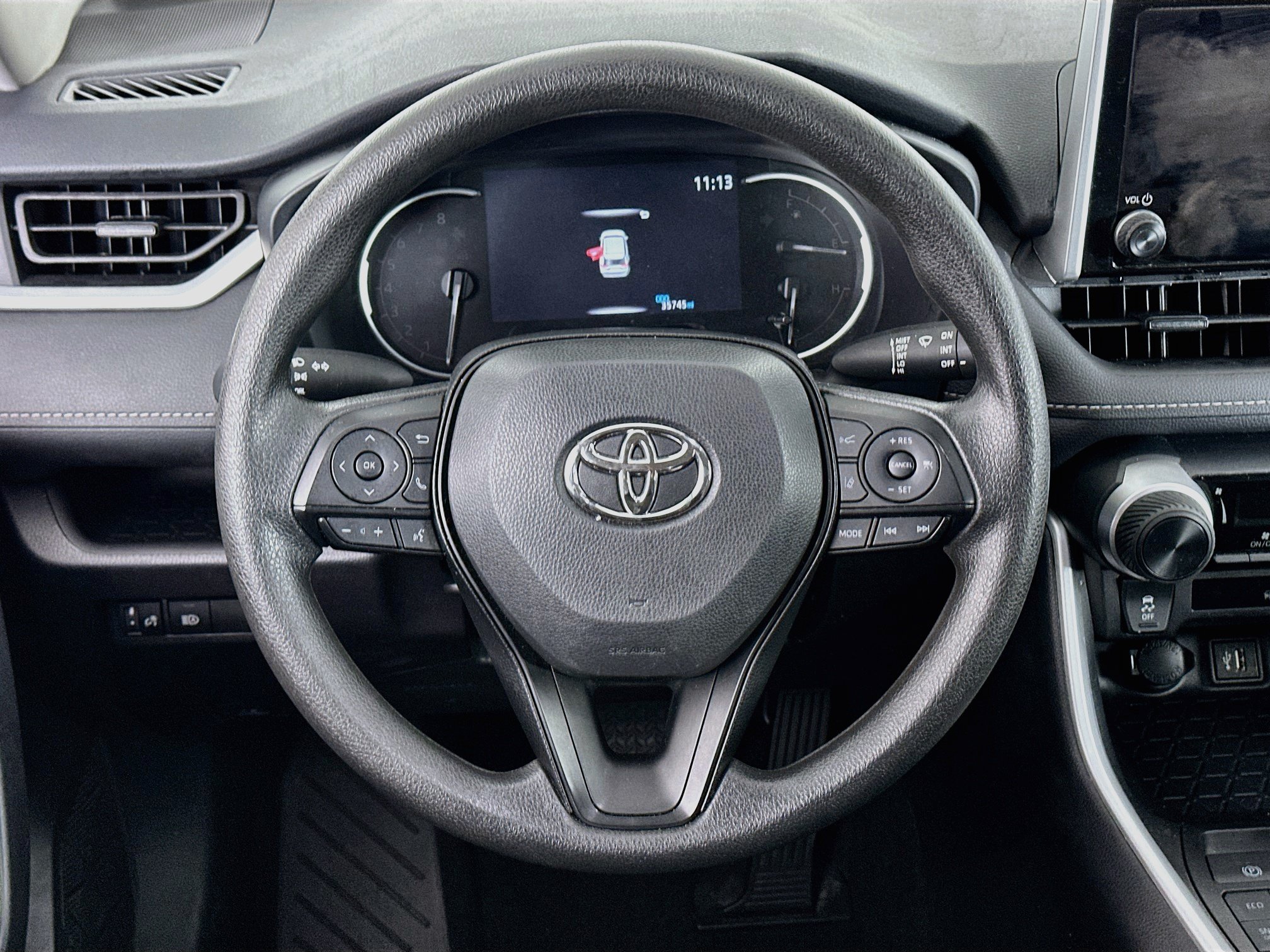 Used 2025 Toyota RAV4 LE AWD/4WD image 18
