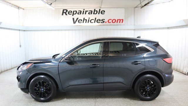 Used 2022 Ford Escape SE image 1