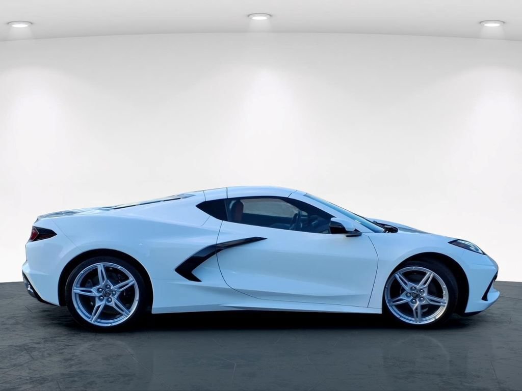 Used 2020 Chevrolet Corvette Stingray Preferred Cpe w/ 2LT Preferred Equipment Group RWD image 7