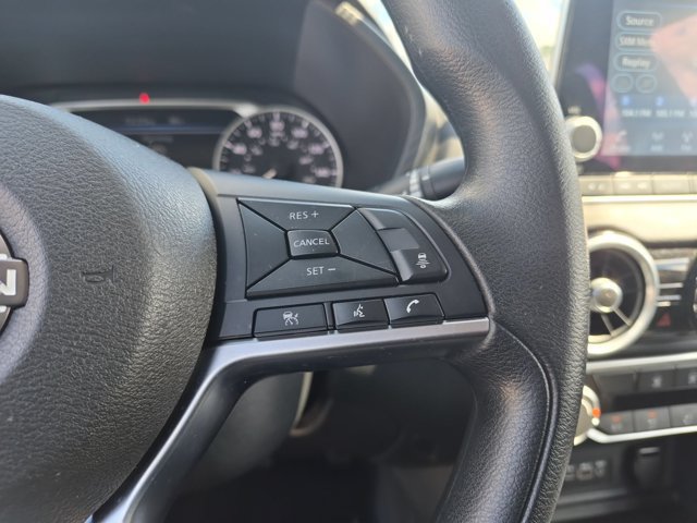 Used 2025 Nissan Sentra SV FWD image 18