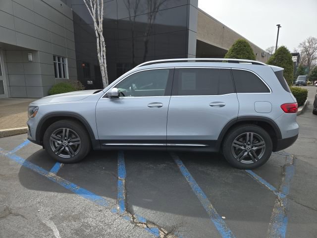 Certified 2025 Mercedes-Benz GLB 250 4MATIC image 2