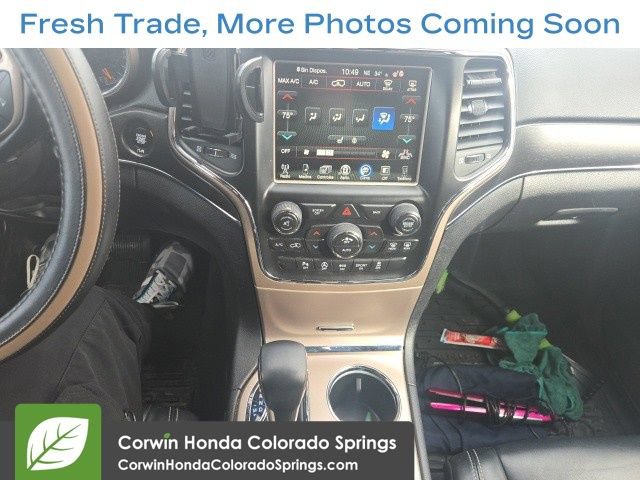 Used 2017 Jeep Grand Cherokee Limited AWD/4WD image 9