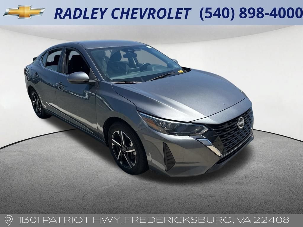 Used 2024 Nissan Sentra SV FWD image 4