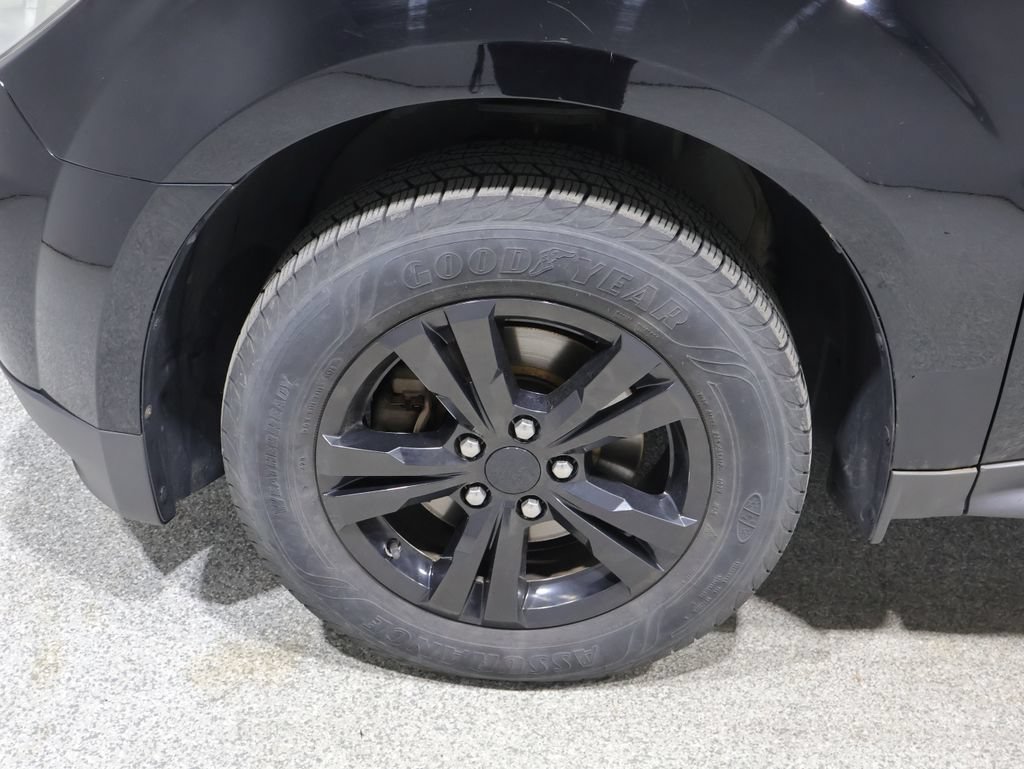 Used 2015 Chevrolet Equinox LT w/ Driver Convenience Package AWD/4WD image 8