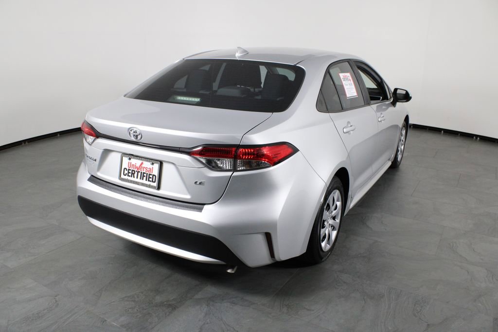 Used 2022 Toyota Corolla LE image 15