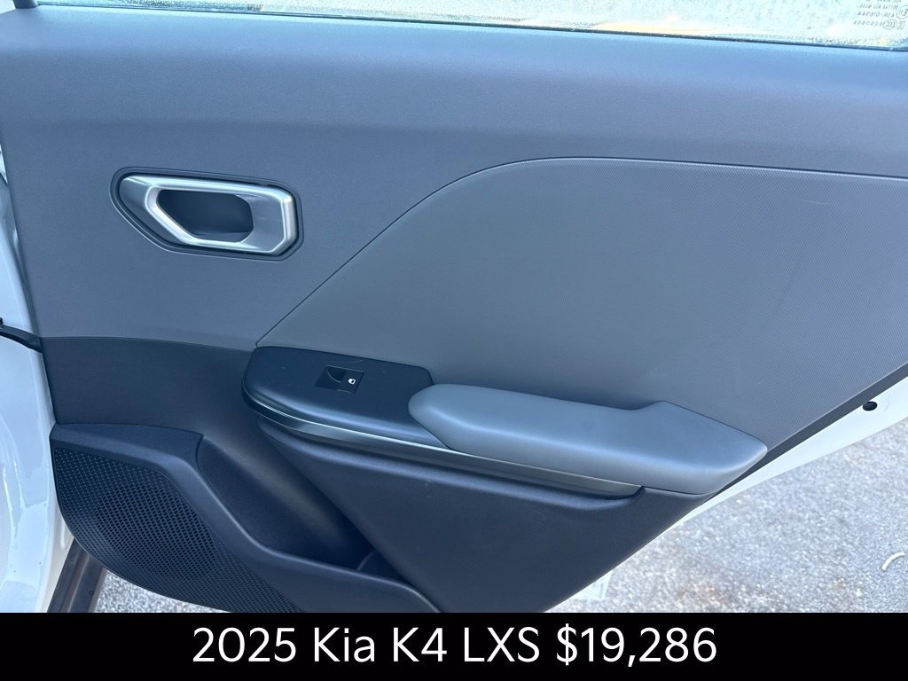 Certified 2025 Kia K4 FWD image 19
