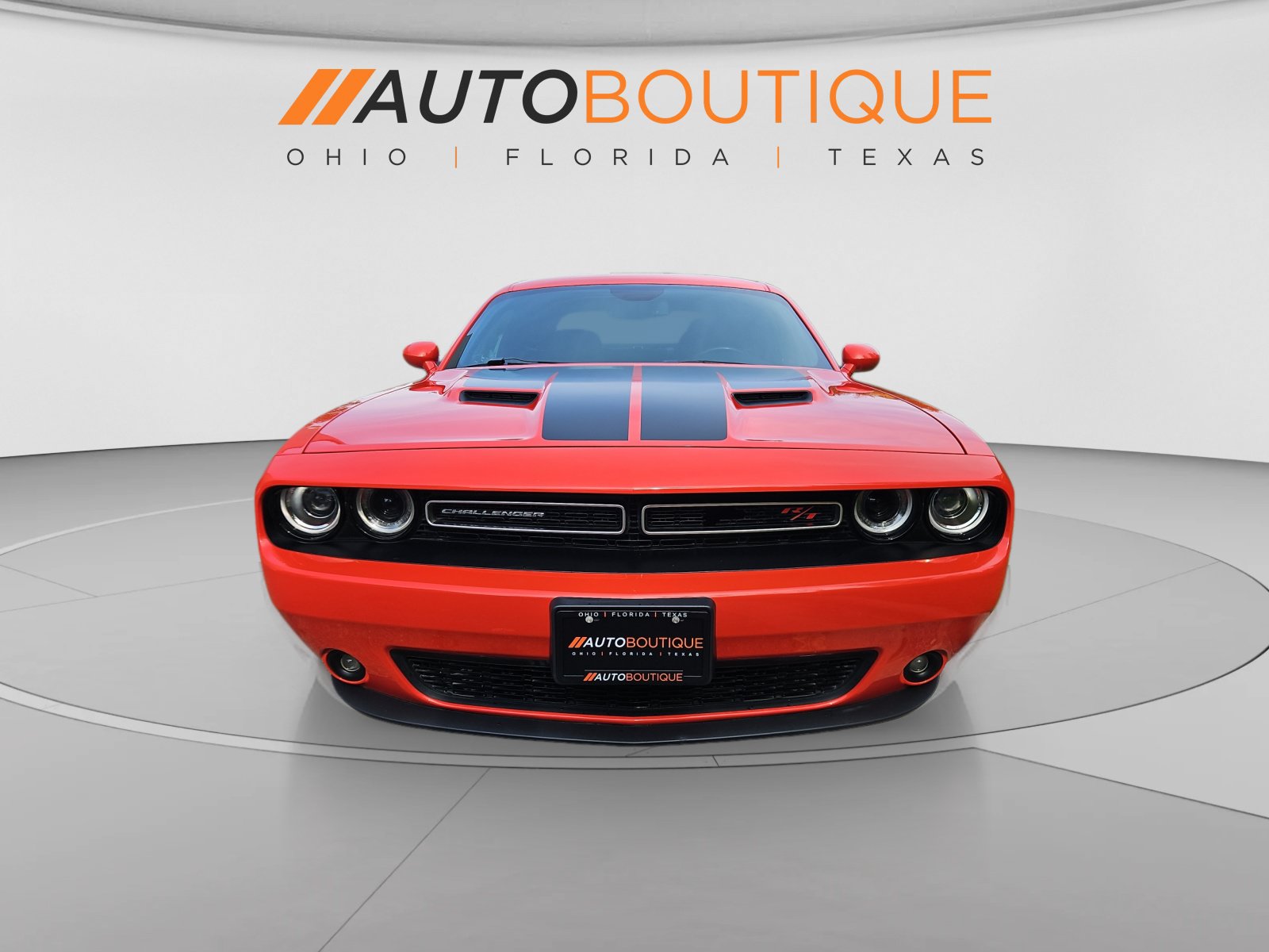 Used 2018 Dodge Challenger R/T w/ Cold Weather Group RWD image 8