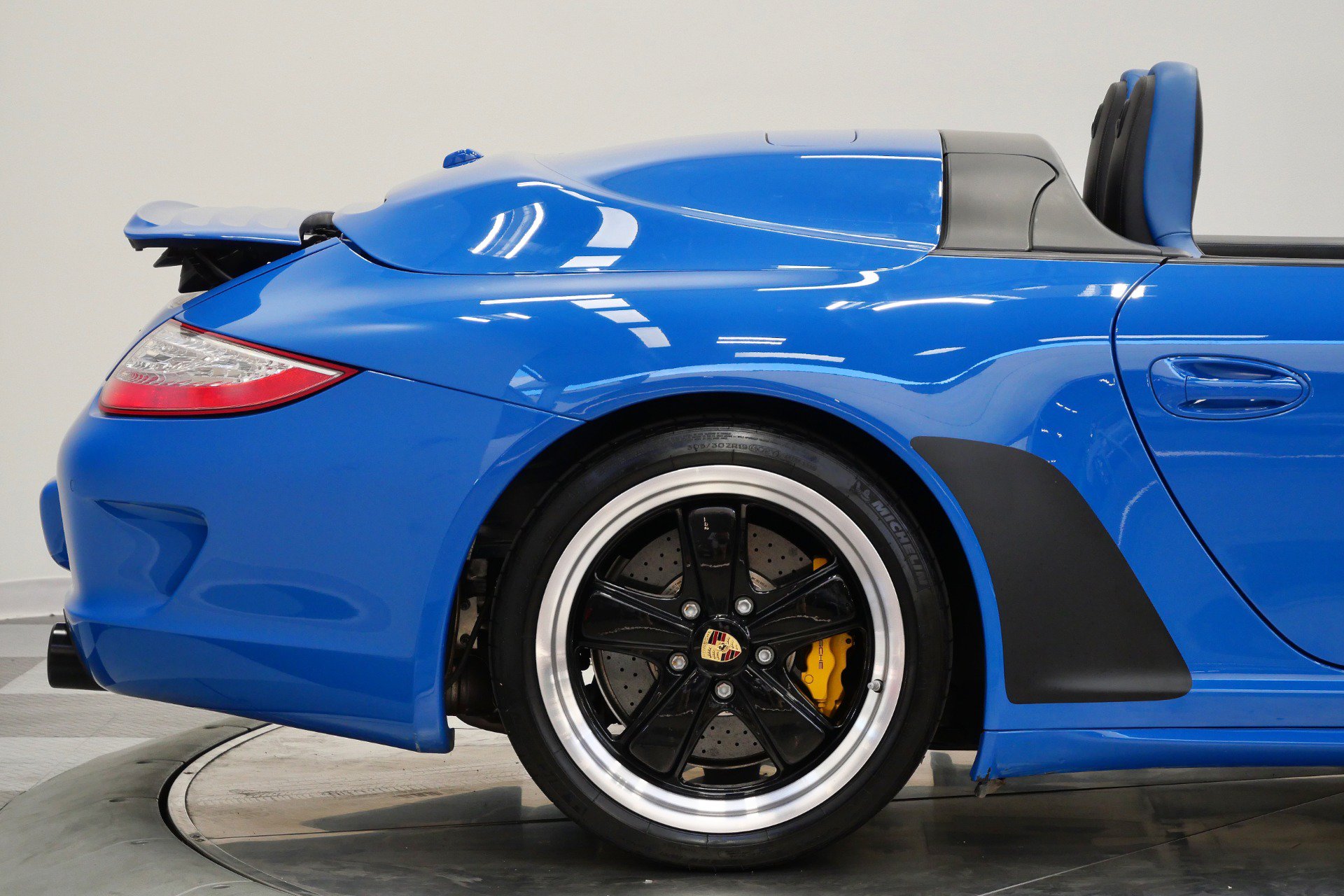Used 2011 Porsche 911 Speedster RWD image 63