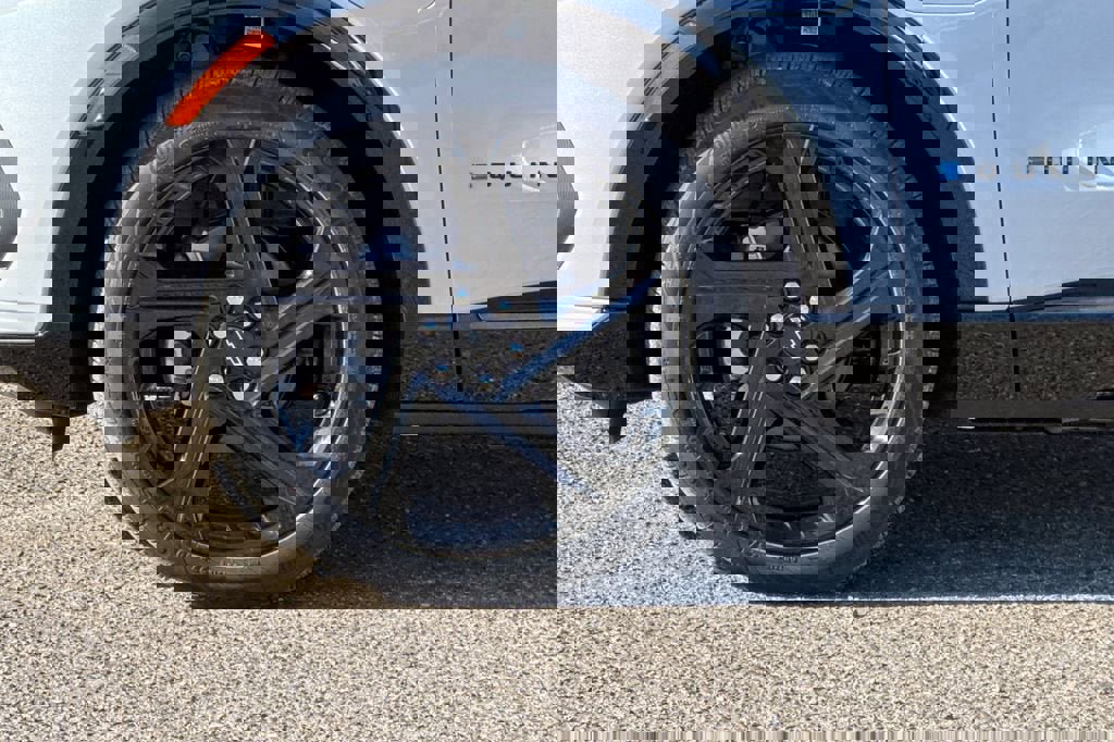 New 2026 Chevrolet Equinox EV RS image 25