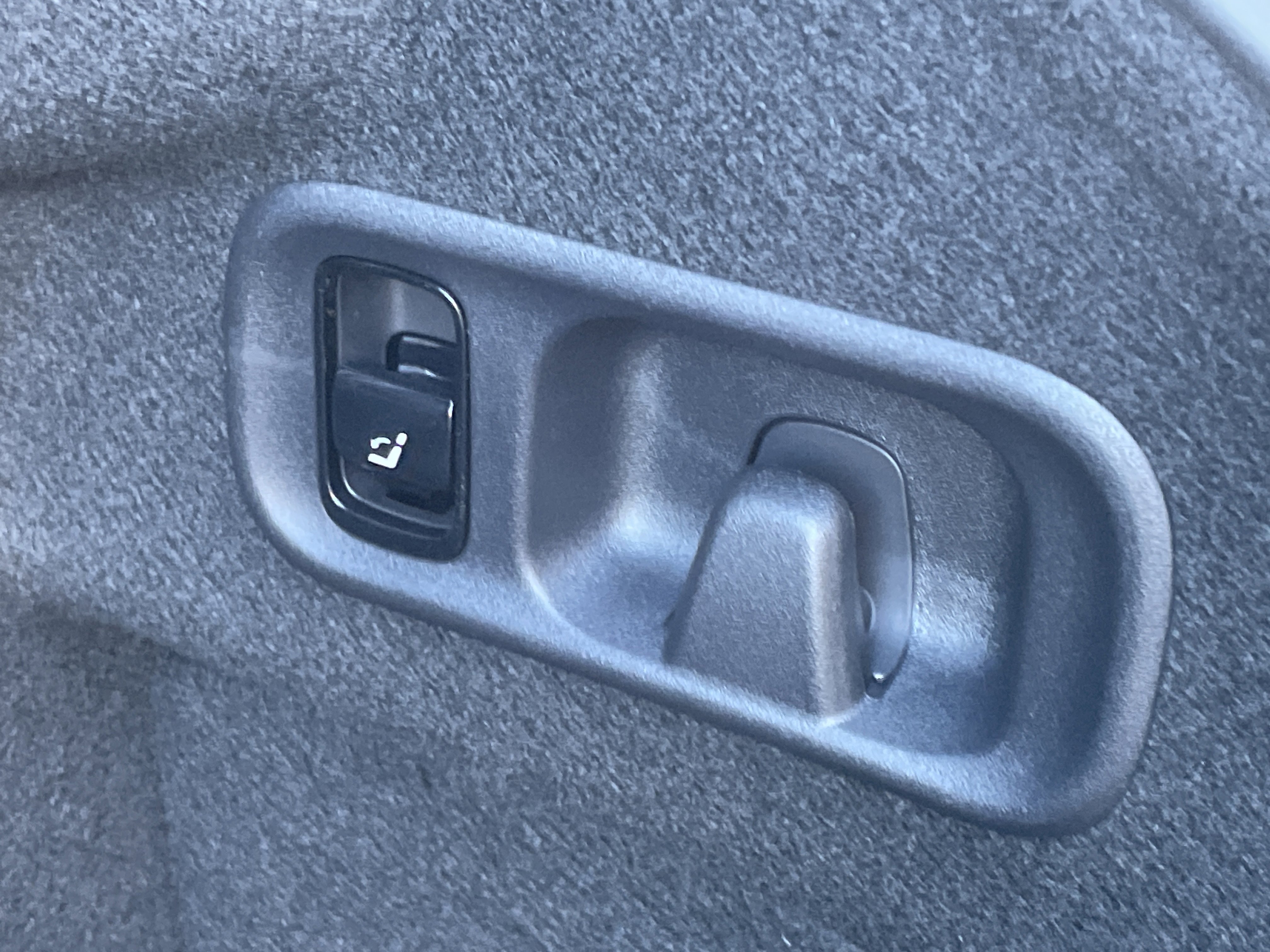 New 2026 Mercedes-Benz C 43 AMG 4MATIC Sedan image 11