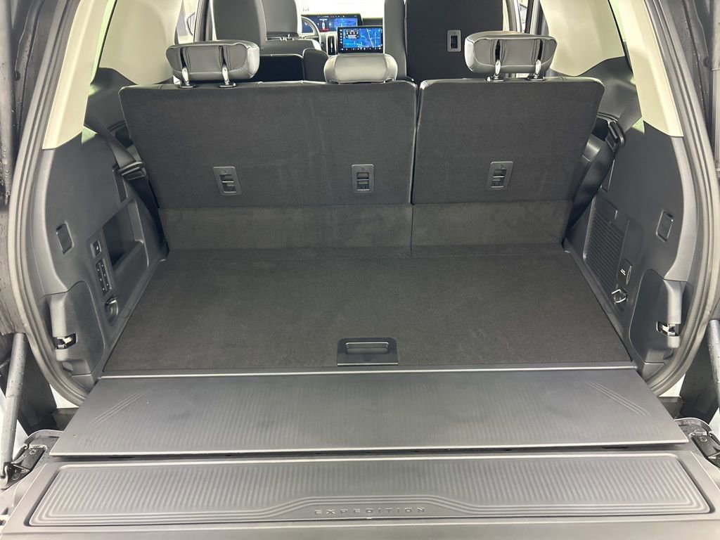 New 2026 Ford Expedition Active image 36