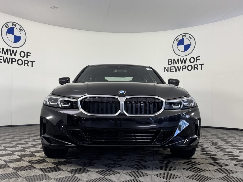 New 2026 BMW 330i xDrive Sedan w/ Premium Package AWD/4WD image 4