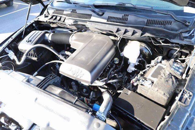 Used 2024 RAM 1500 Classic SLT image 35