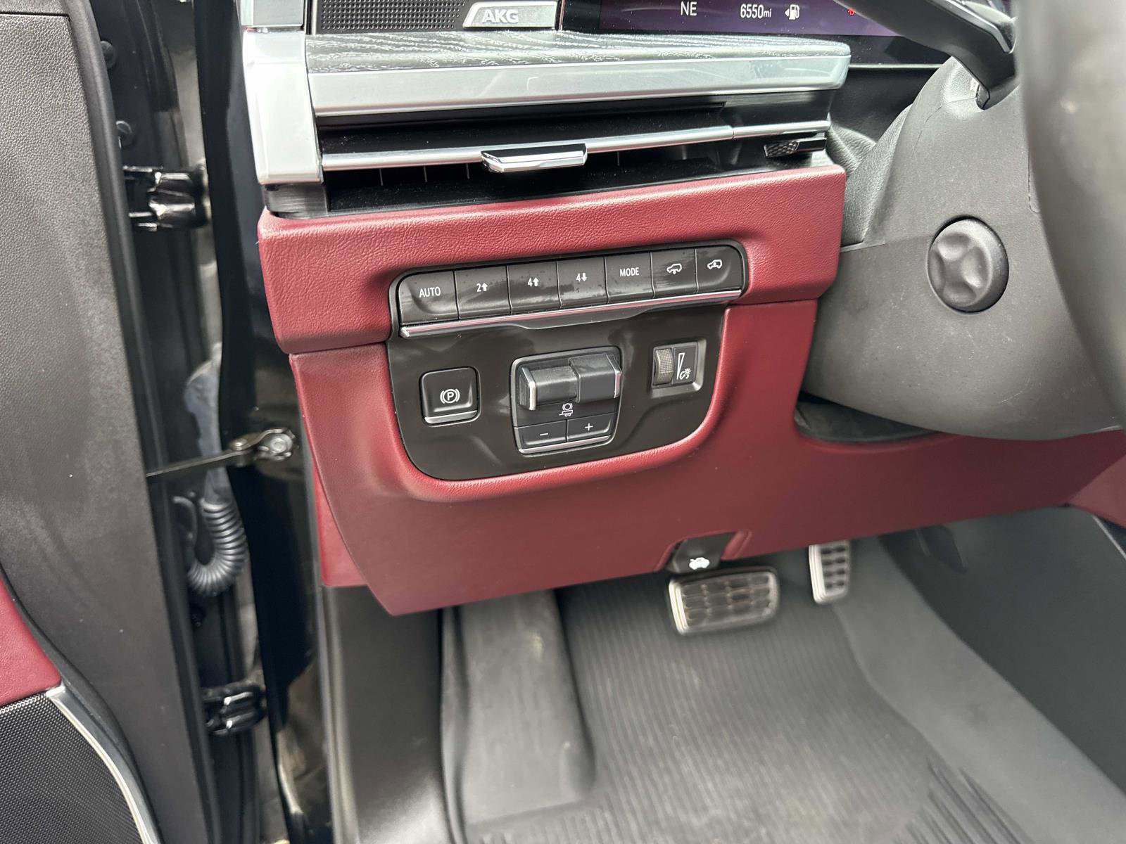 Certified 2025 Cadillac Escalade Sport w/ Touring Package image 33