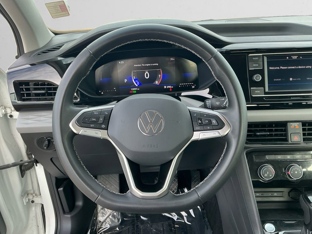 Used 2023 Volkswagen Taos S image 12