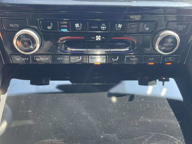 Certified 2024 Jeep Grand Cherokee Summit AWD/4WD image 35