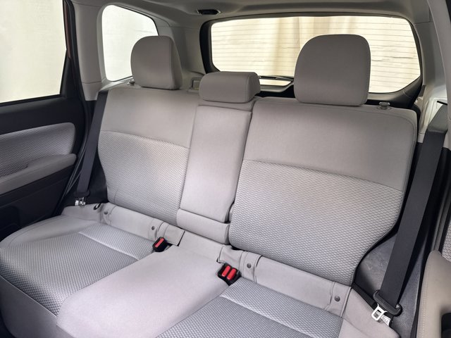 Used 2017 Subaru Forester 2.5i Premium w/ All-Weather Package AWD/4WD image 13