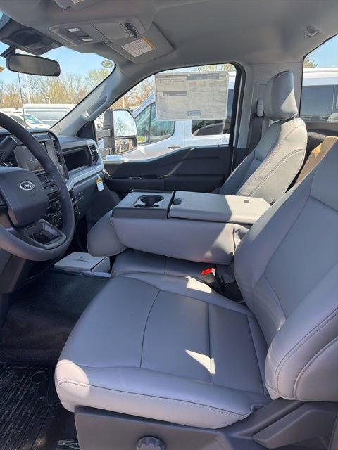 New 2026 Ford F550 2WD Regular Cab Super Duty image 12
