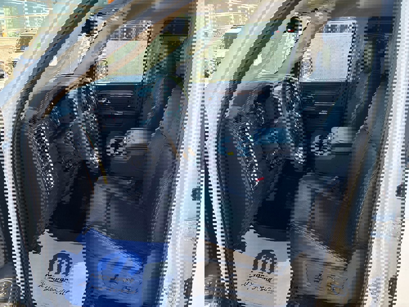 Used 2017 RAM 1500 Laramie w/ Convenience Group image 14