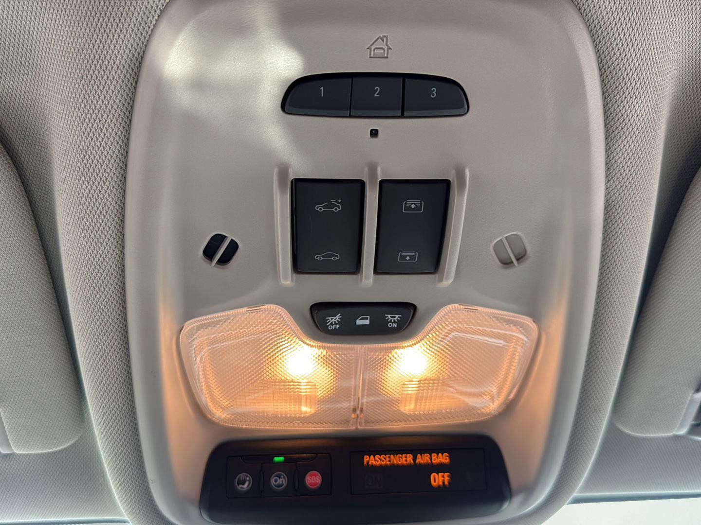 Used 2023 Buick Encore GX Essence w/ Experience Buick Package FWD image 20