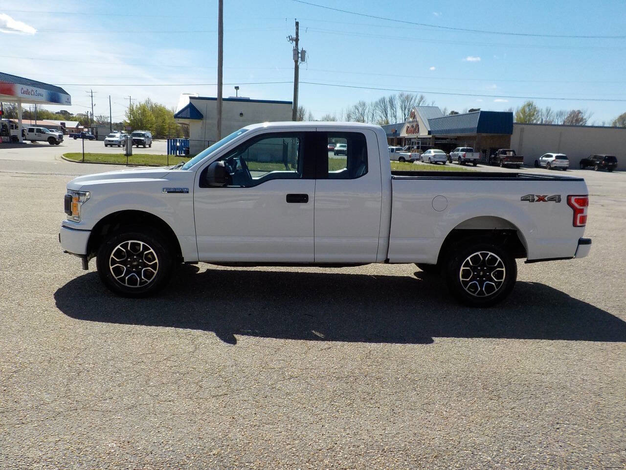 Used 2018 Ford F150 XL w/ Equipment Group 101A Mid AWD/4WD image 2
